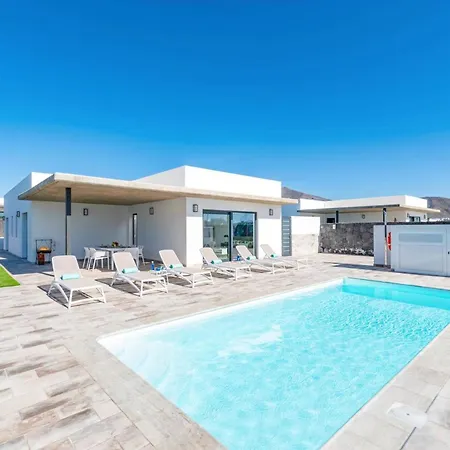 Villa Malvasia By *